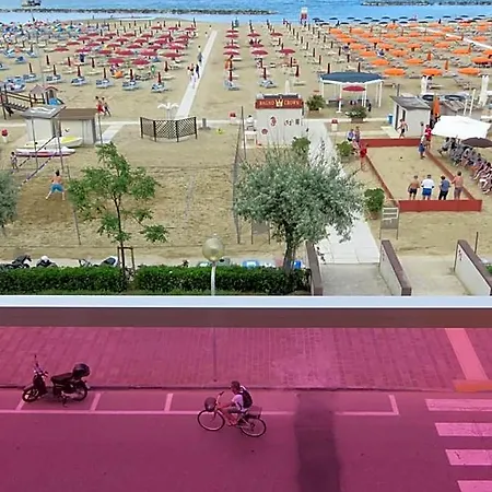 Cliff 3* Rimini