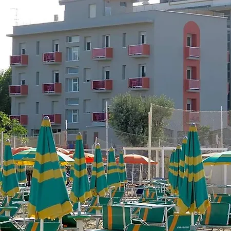 Cliff Hotel